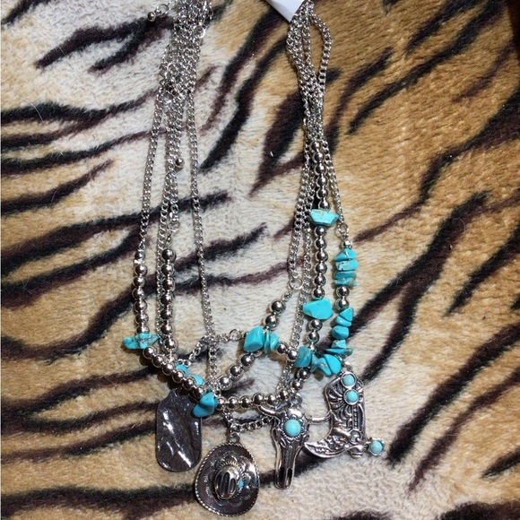 NeW  Boho Western Turquoise and alloy Silver Layered Necklace Set - Picture 6 of 6